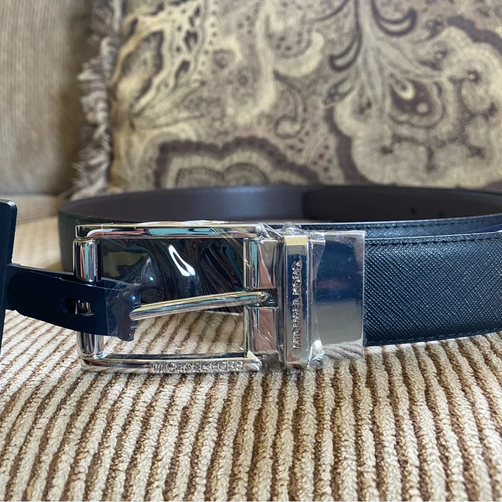 NWT Men’s MK Michael Kors Leather Belt Reversible Saffiano & Smooth Size 42